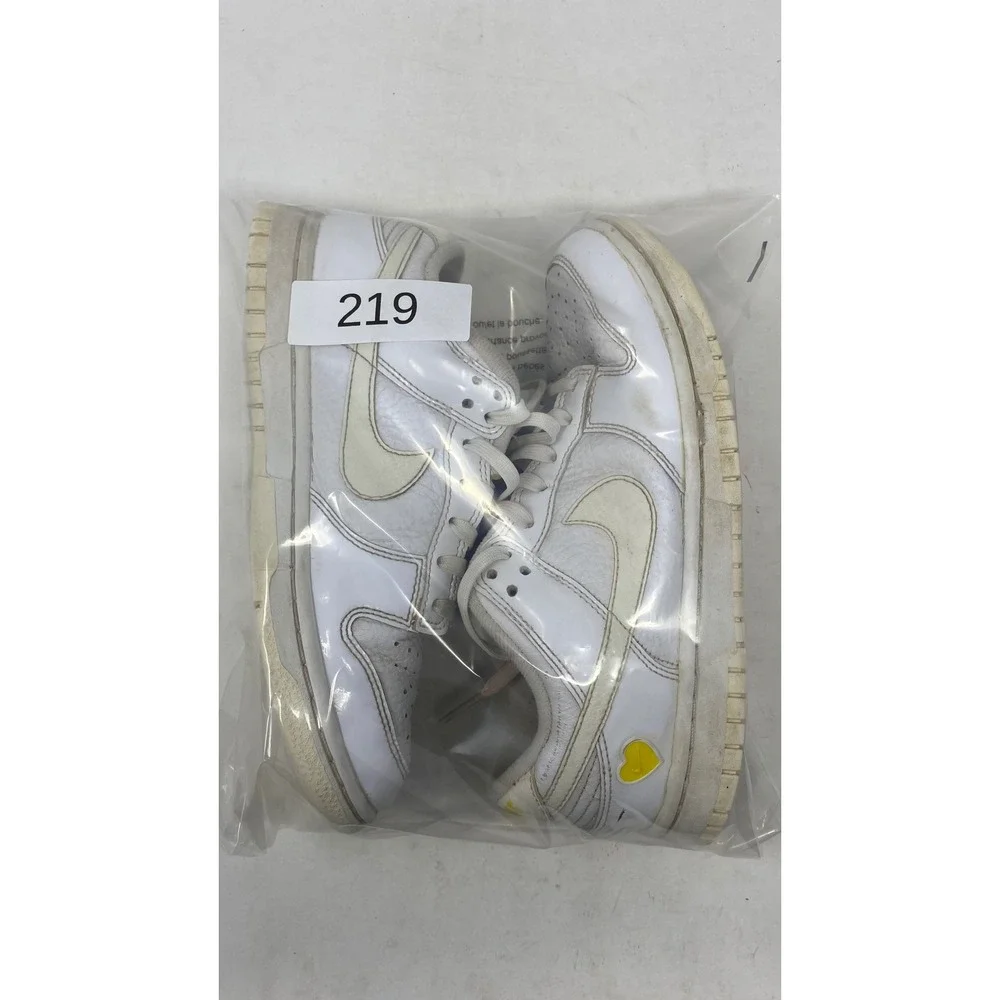Nike Dunk Low White Pale Yellow Heart FD0803-100 Girls US 5.5Y Sneakers